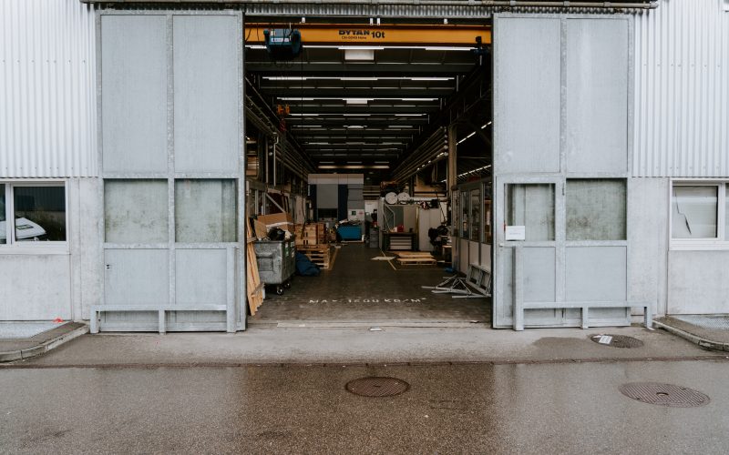 Pallet Trolleys to Help Your Business Move Product